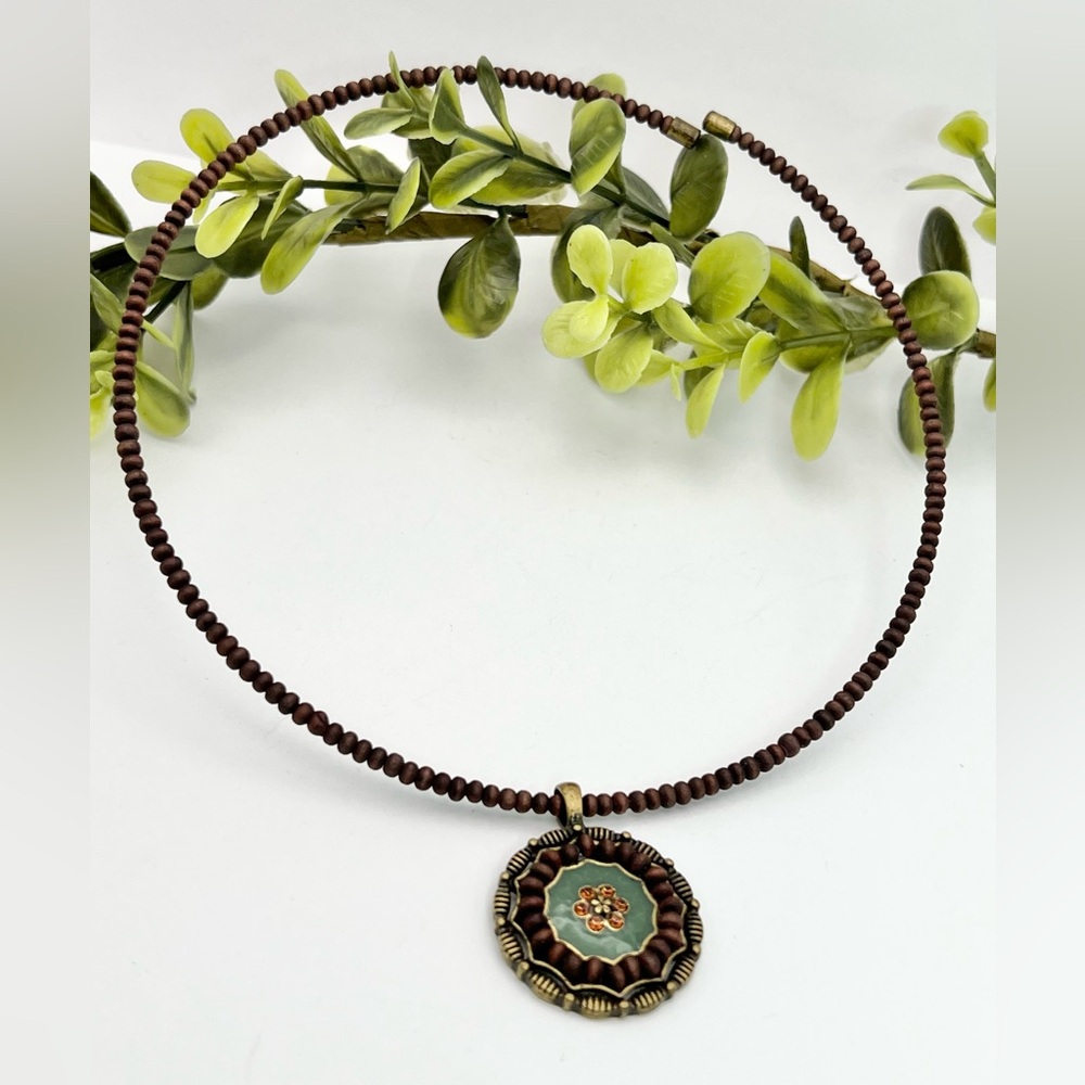 LIA SOPHIA NECKLACE